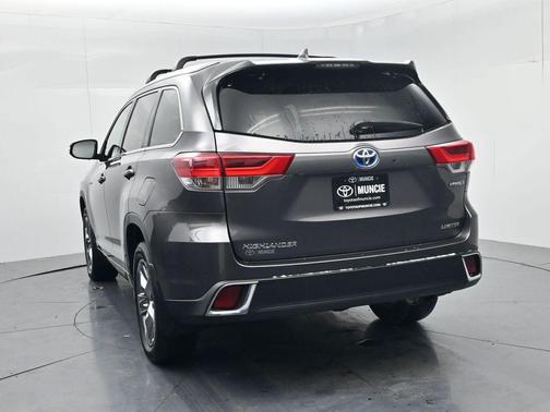 2019 Toyota Highlander Hybrid Platinum