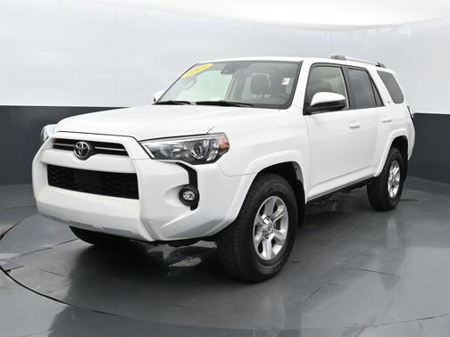 2024 Toyota 4Runner SR5