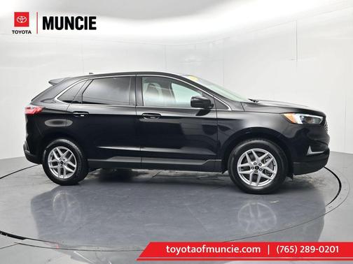 Black Metallic 2024 Ford Edge SEL