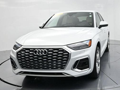 2021 Audi Q5 45 Prestige