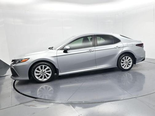 Celestial Silver Metallic 2022 Toyota Camry LE