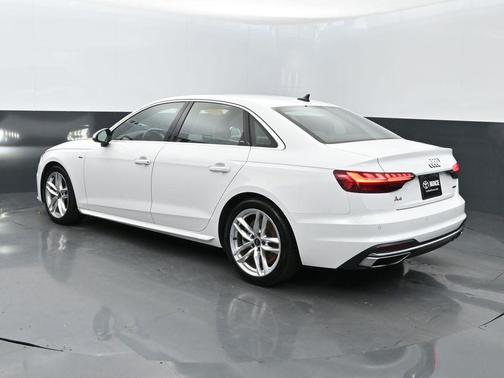 2023 Audi A4 45 S line Premium Plus