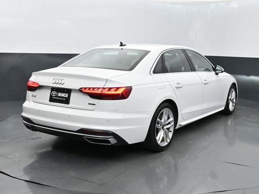 2023 Audi A4 45 S line Premium Plus