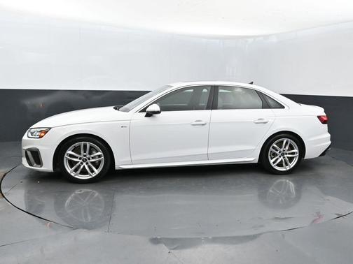2023 Audi A4 45 S line Premium Plus