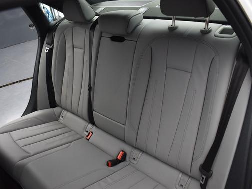 2023 Audi A4 45 S line Premium Plus