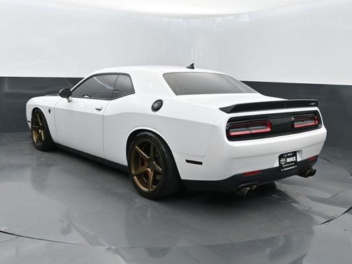 2015 Dodge Challenger SRT Hellcat