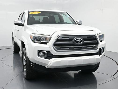 2016 Toyota Tacoma Limited