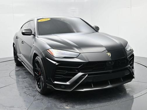2020 Lamborghini Urus Base