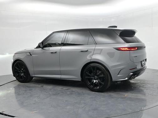2025 Land Rover Range Rover Sport P635 SV Edition Two
