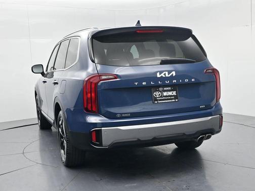 Midnight Lake Blue 2025 Kia Telluride S