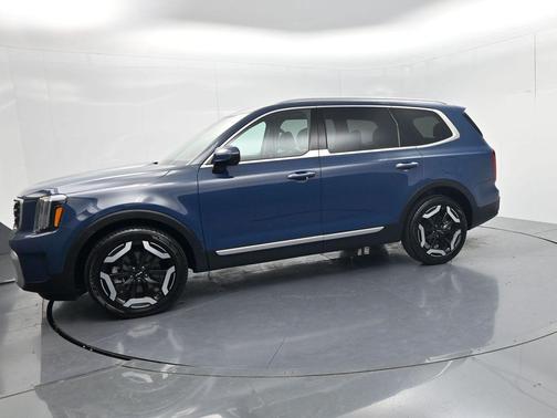 Midnight Lake Blue 2025 Kia Telluride S