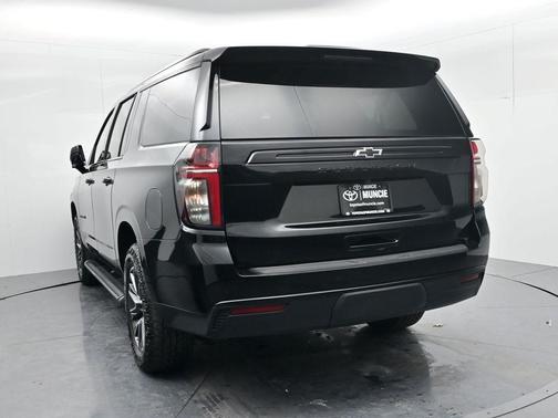 2023 Chevrolet Suburban 4WD Z71