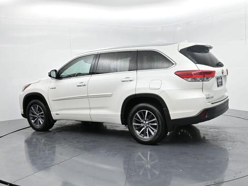 2017 Toyota Highlander Hybrid XLE