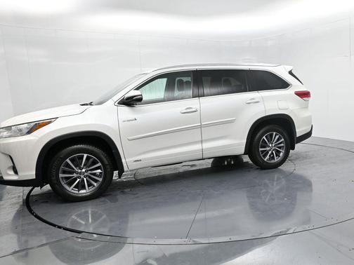 2017 Toyota Highlander Hybrid XLE