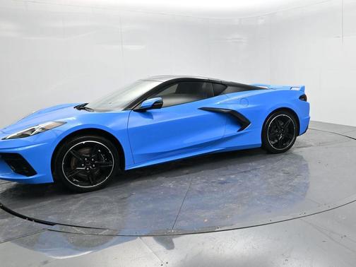 2022 Chevrolet Corvette Stingray w/3LT