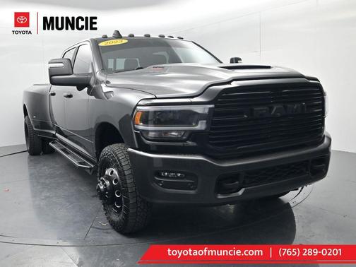 2023 RAM 3500 Laramie Crew Cab 4x4 8' Box