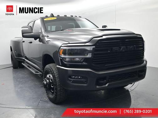 2023 RAM 3500 Laramie Crew Cab 4x4 8' Box