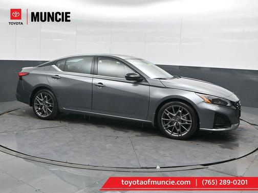 Gun Metallic 2023 Nissan Altima SR VC-Turbo FWD