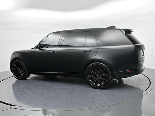 2023 Land Rover Range Rover P530 SE