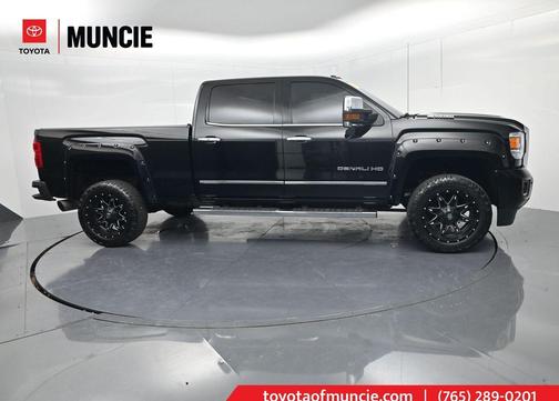 Onyx Black 2018 GMC Sierra 2500 Denali