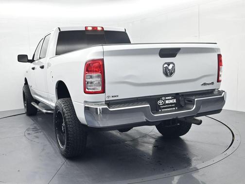 2021 RAM 2500 Tradesman Crew Cab 4x4 6'4' Box