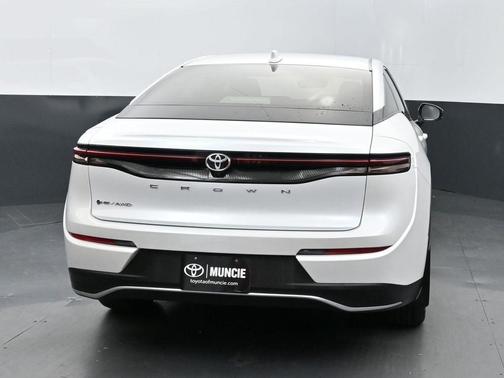 Oxygen White 2024 Toyota Crown XLE