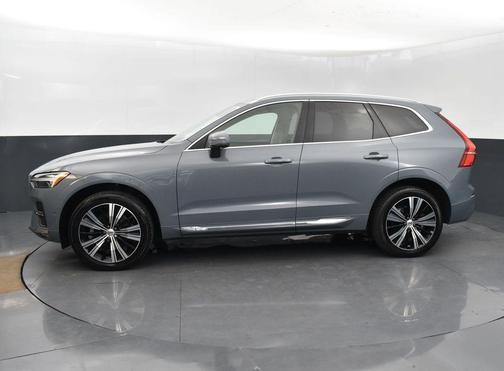 2023 Volvo XC60 B5 Plus Bright Theme
