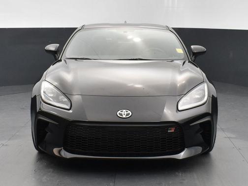 2025 Toyota GR86 Premium