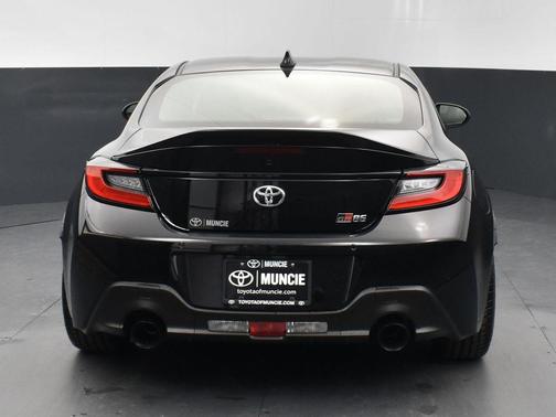 2025 Toyota GR86 Premium