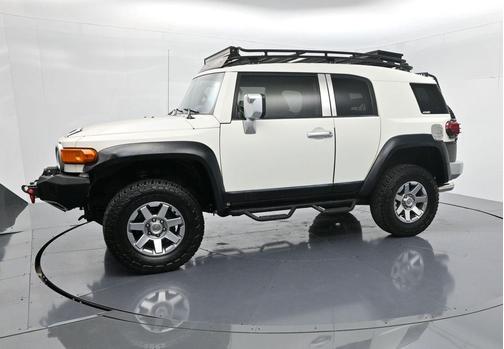 2014 Toyota FJ Cruiser Base