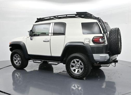 2014 Toyota FJ Cruiser Base