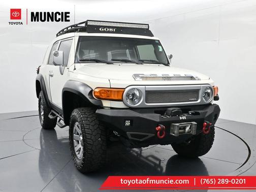 2014 Toyota FJ Cruiser Base