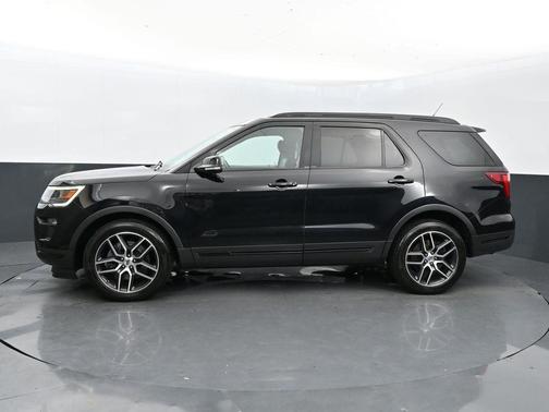 2019 Ford Explorer sport
