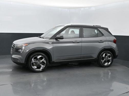 2022 Hyundai VENUE Limited