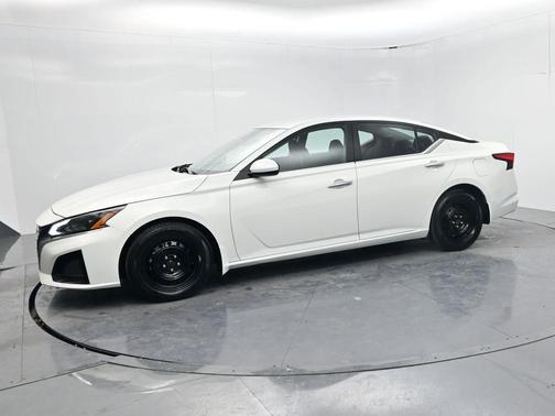 2023 Nissan Altima S FWD