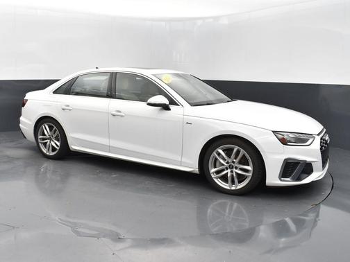 2023 Audi A4 45 S line Premium Plus