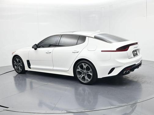 Snow White Pearl 2020 Kia Stinger GT-Line