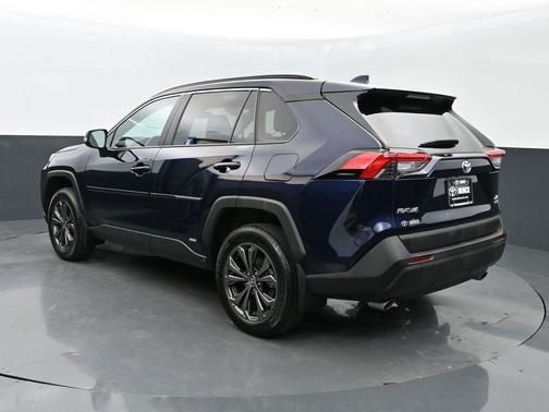 2023 Toyota RAV4 Hybrid XLE Premium