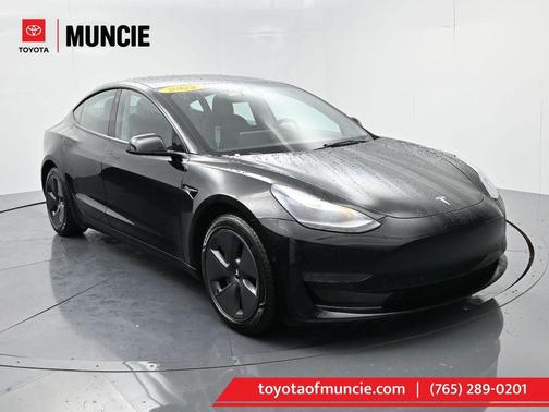 2022 Tesla Model 3 Standard Range