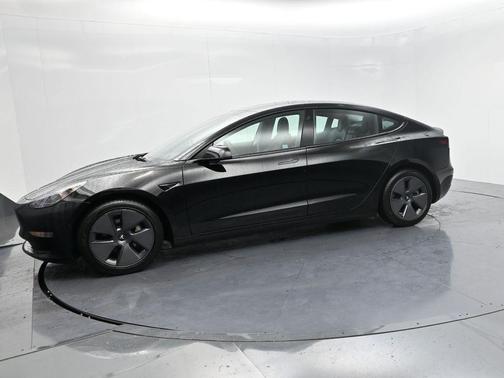 2022 Tesla Model 3 Standard Range