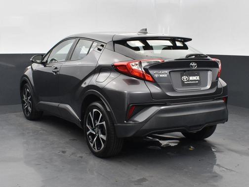 2021 Toyota C-HR XLE