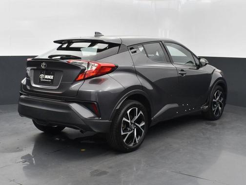 2021 Toyota C-HR XLE