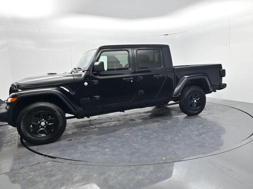 2021 Jeep Gladiator Sport S