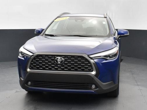 2024 Toyota Corolla Cross XLE