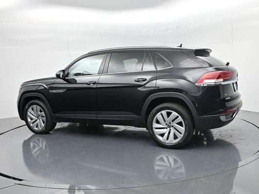 2021 Volkswagen Atlas Cross Sport 2.0T SE w/Technology
