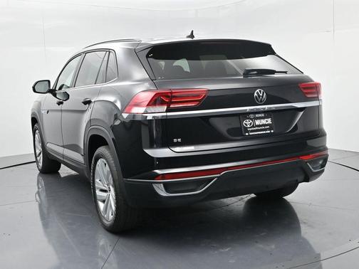 2021 Volkswagen Atlas Cross Sport 2.0T SE w/Technology
