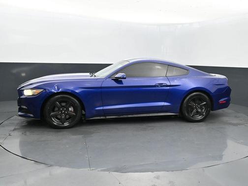 2016 Ford Mustang V6