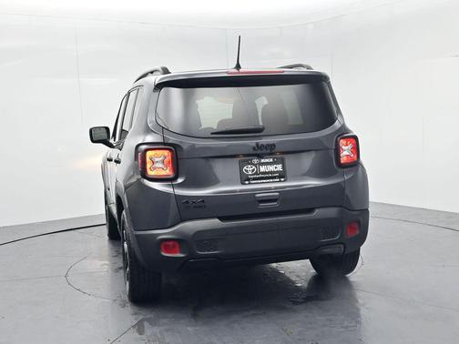 2022 Jeep Renegade Altitude