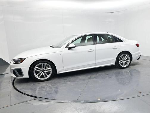 2023 Audi A4 45 S line Premium Plus