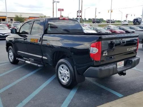 2017 Toyota Tundra SR